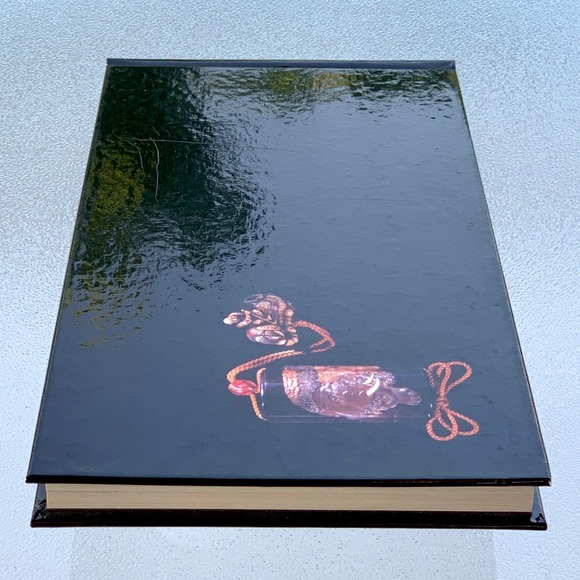 Miniature Masterpieces Storytelling Art of Japanese Inro Book by Joseph Kurstin - Picture 4 of 8